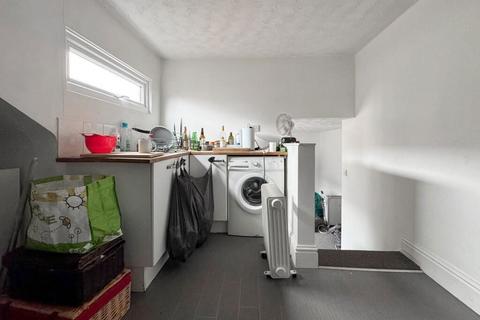 1 bedroom apartment for sale, 30 Landguard Road, Southampton, Hampshire, SO15 5DJ