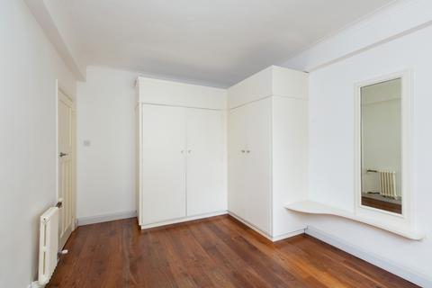 1 bedroom apartment to rent, Mortimer Court, Abbey Road, St John's Wood, London, NW8