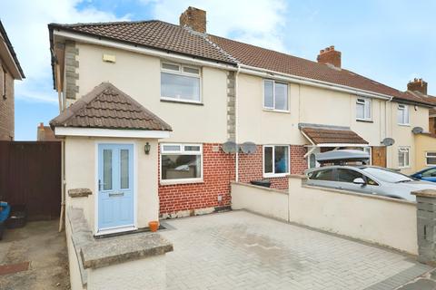 2 bedroom end of terrace house for sale, Chessington Avenue, Bristol