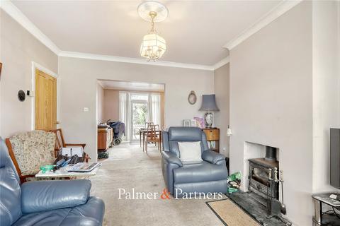 3 bedroom semi-detached house for sale, Mascalls Lane, Essex CM14