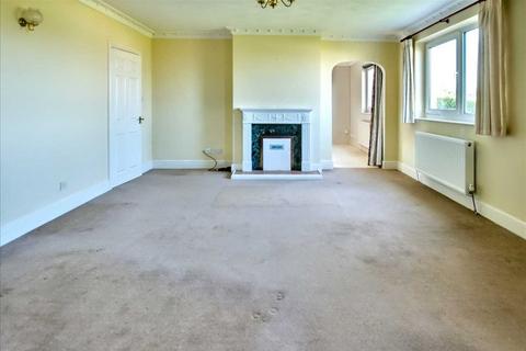 3 bedroom detached bungalow for sale, Golwg Y Mor, 40 Long Mains, Monkton, Pembroke