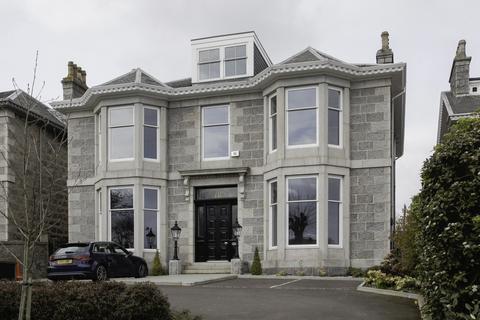 Office to rent, 70 Queens Rd Aberdeen AB15 4YE