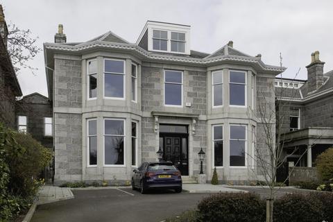 Office to rent, 70 Queens Rd Aberdeen AB15 4YE