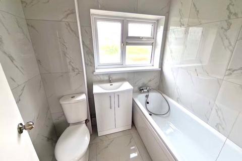 19 Viscount Road, Stanwell, Staines-upon-thames, TW19 7RD