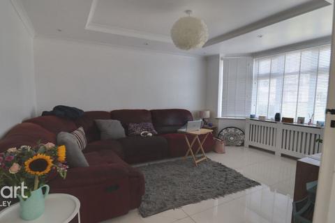 undefined, Ashcroft Road, Luton