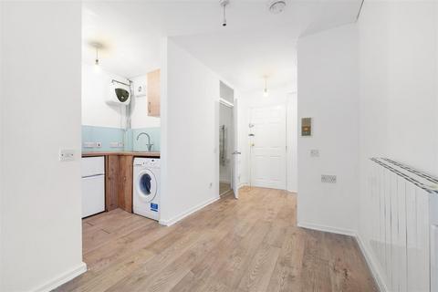 undefined, Penceat Court, Bourdon Road, Anerley, London, SE20