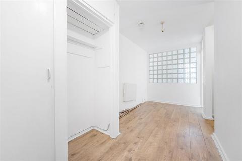 1 bedroom flat for sale, Penceat Court, Bourdon Road, Anerley, London, SE20