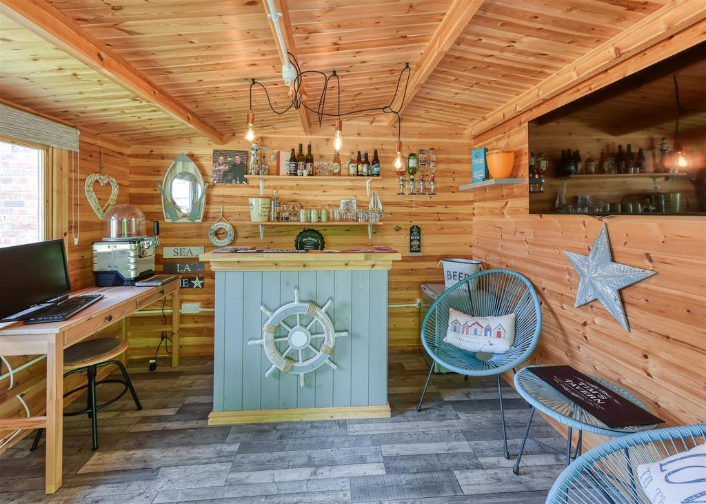 Wentworth Barn-garden room1.jpg