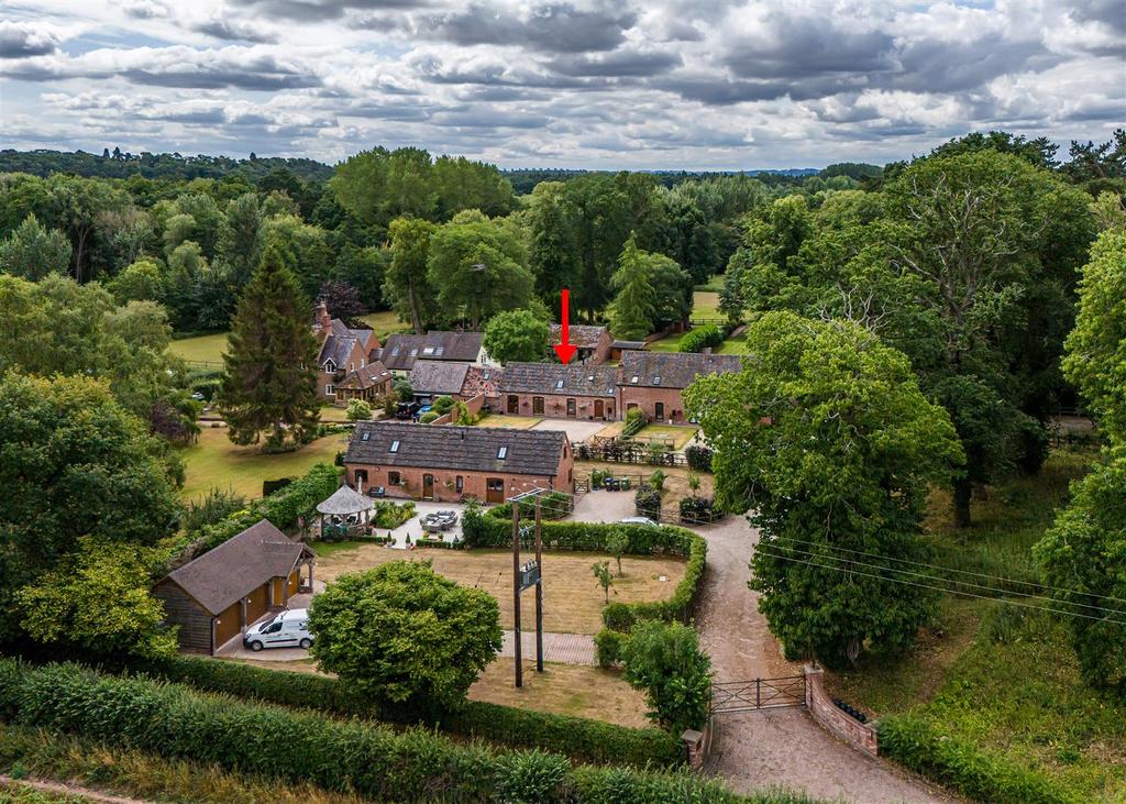 Wentworth Barn-drone-3.jpg