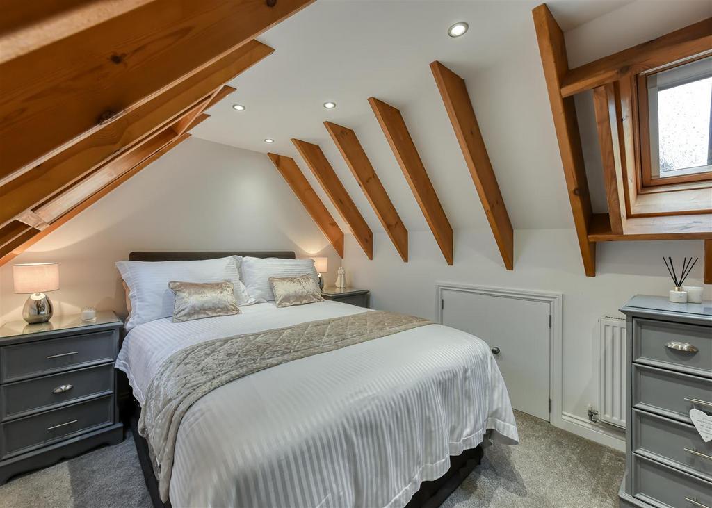 Wentworth Barn-bed3.jpg