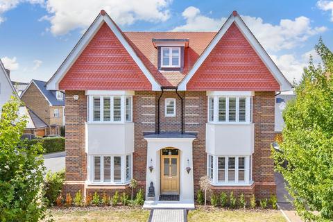 5 bedroom detached house for sale, High Road, Chigwell, Essex