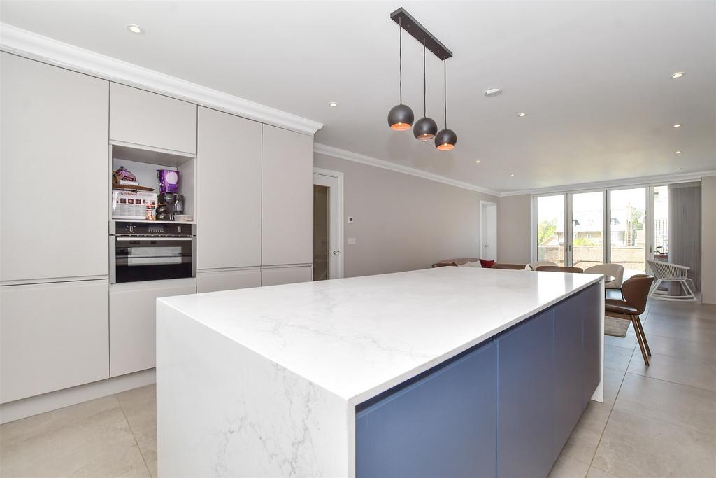 Kitchen/Family Room