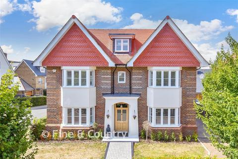 undefined, High Road, Chigwell, Essex