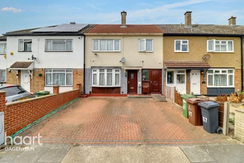 3 bedroom terraced house for sale, Crouch Avenue, Barking