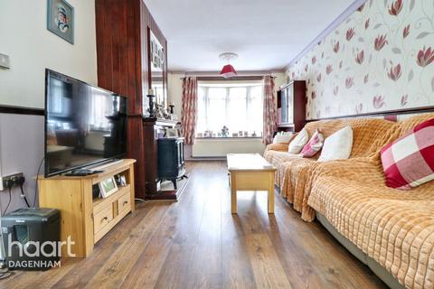 3 bedroom terraced house for sale, Crouch Avenue, Barking