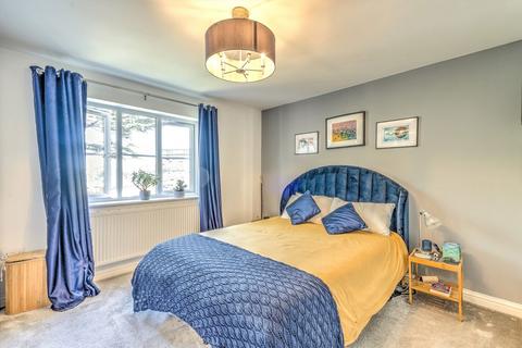 undefined, Poulter Park, Morden SM4
