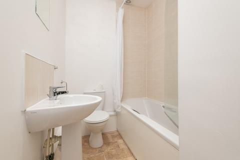 8 John Street, Leeds, LS6 1JE