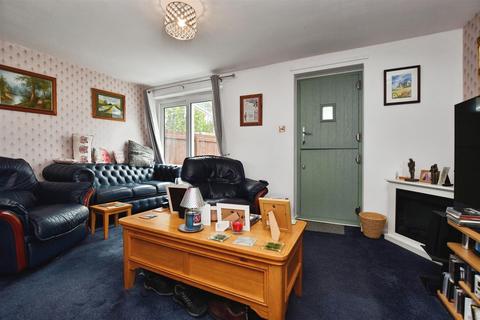 35 Amberley Close, Bransholme, Hull, HU7 6BE