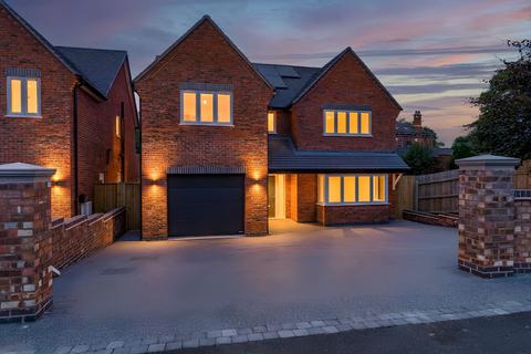 5 bedroom detached house for sale, Walsall, West Midlands, WS5
