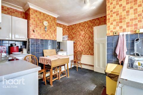 2 bedroom semi-detached bungalow for sale, The Avenue, Clacton-On-Sea