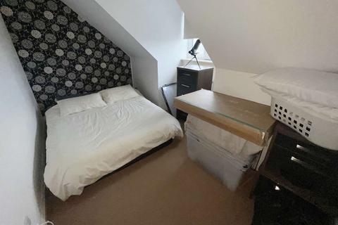 undefined, Kings Road, Flat 3-1, Elderslie PA5