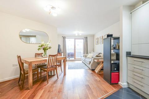 4 Pancras Way, London E3