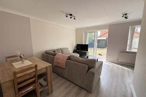 undefined, Ratcliffe Avenue, Burton on Trent DE14
