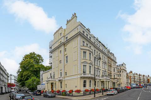 2 bedroom flat to rent, Cornwall Gardens, South Kensington, London, SW7