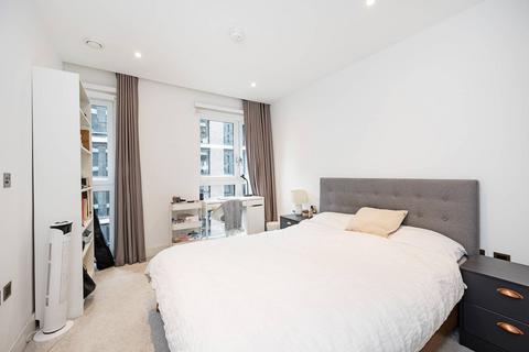 3 bedroom flat for sale, Wiverton Tower, New Drum Street, Aldgate, London, E1