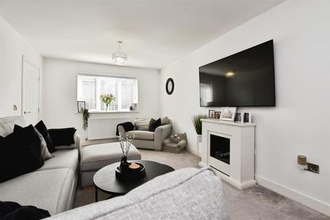 undefined, Woodside, Hull