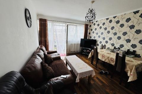 2 bedroom apartment for sale, Bevin House, Butler Street, London, E2