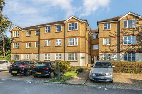 undefined, Draymans Way, Isleworth TW7