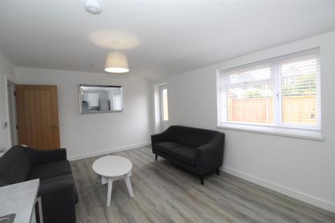 undefined, Caerphilly Road, Cardiff CF14