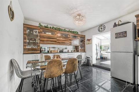 3 bedroom semi-detached house for sale, West Cross Avenue, Swansea