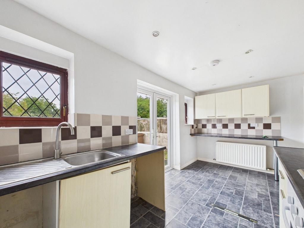 Kitchen/Dining Area