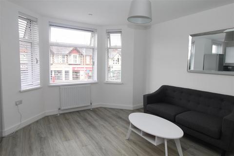 undefined, Caerphilly Road, Cardiff CF14