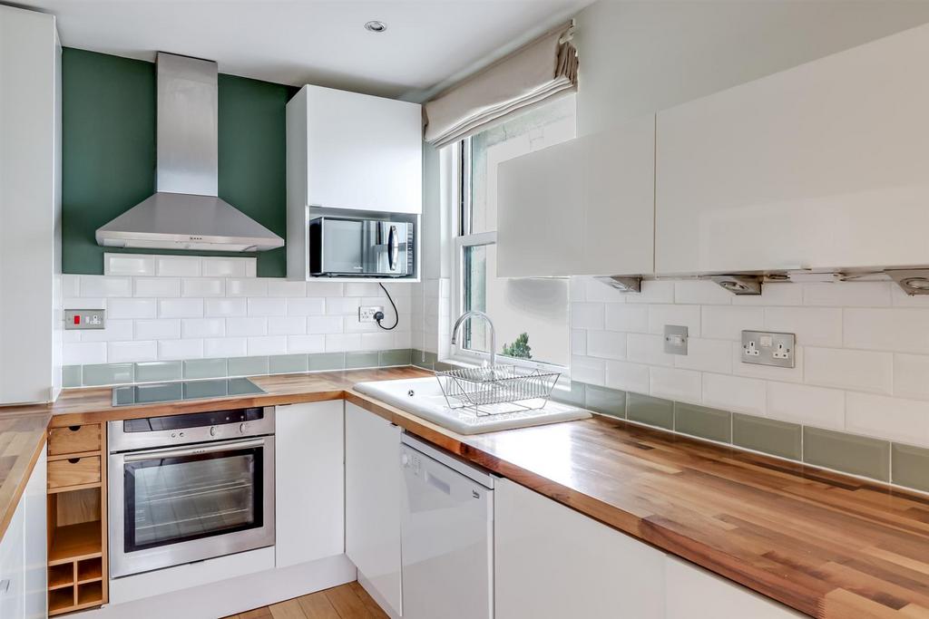 Kitchen (4).jpg