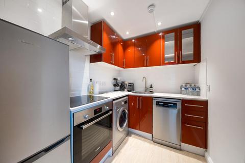 1 bedroom flat for sale, Palace Court, Bayswater, London, W2