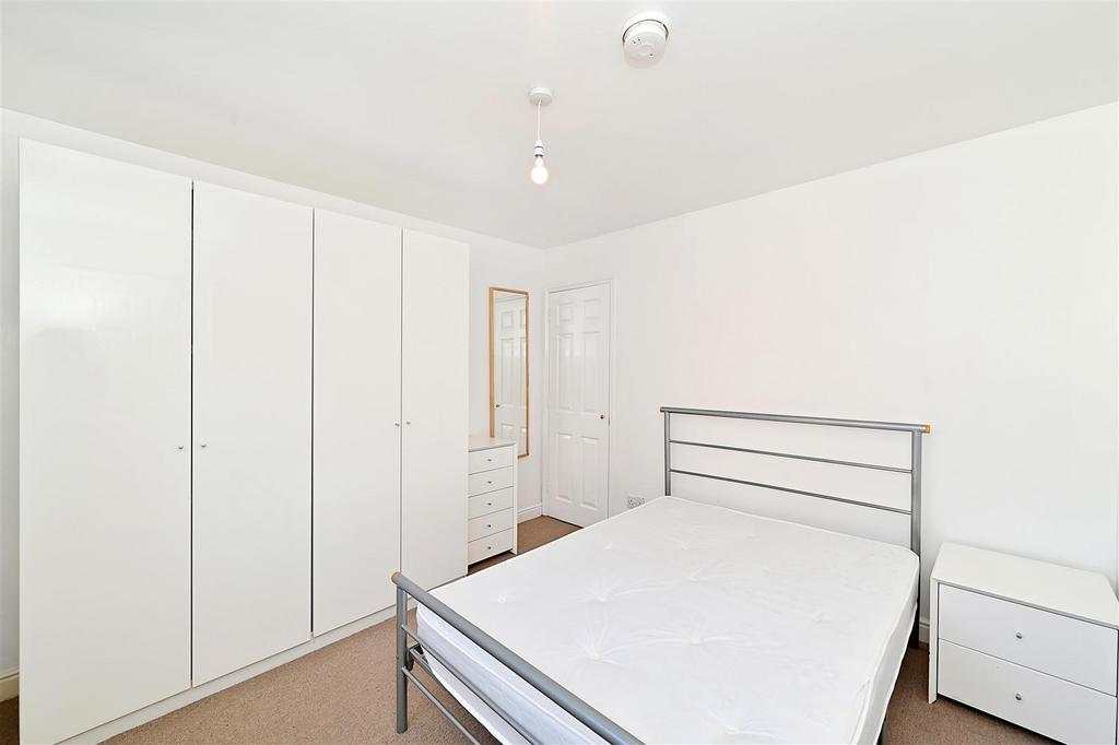 Lowestoft-Mews (8).JPG