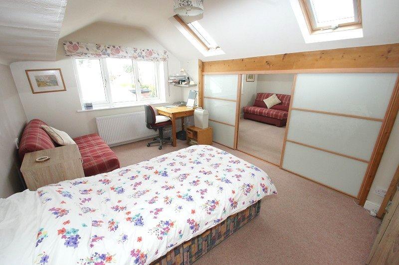 Master Suite with ensuite & dressing room