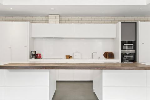 undefined, Wandle Road, Wandsworth, London, SW17