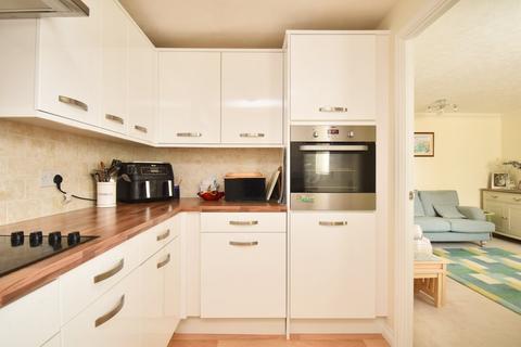 1 bedroom retirement property for sale, Churchfield Road, Walton-on-Thames, KT12
