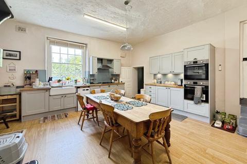 undefined, Newport, Barton-Upon-Humber,DN18 5QJ