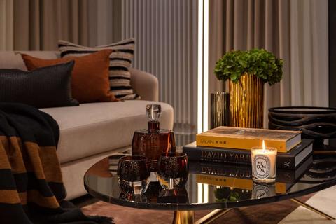 undefined, England E16 1JN London, GBR