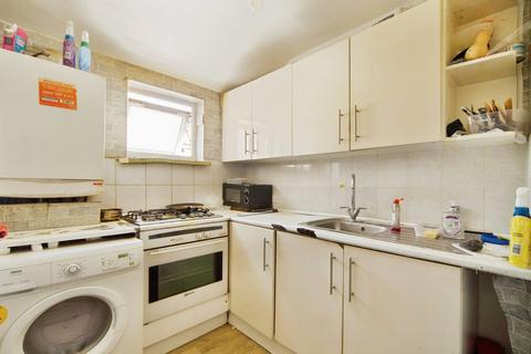 4 bedroom flat for sale, Katherine Road, London E6