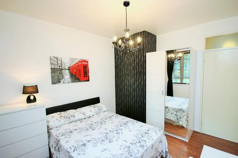2 bedroom flat for sale, Sewardstone Road, E2 9QA