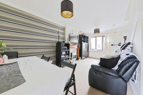 undefined, Priory Grove, Hull, HU4 6LY