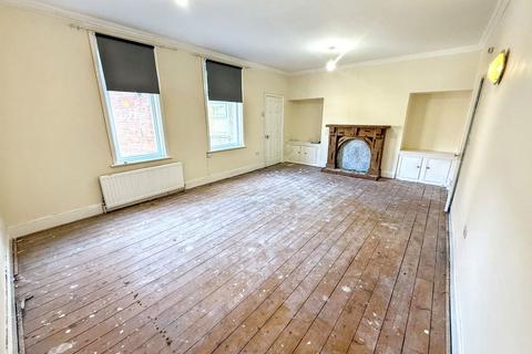 2 bedroom flat for sale, South Eldon Street, South Shields, Tyne and Wear, NE33 5SX