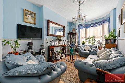 3 bedroom maisonette for sale, Tubbs Road, London, NW10