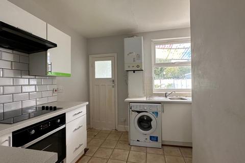 117 Wide Way, Mitcham, CR4 1BQ